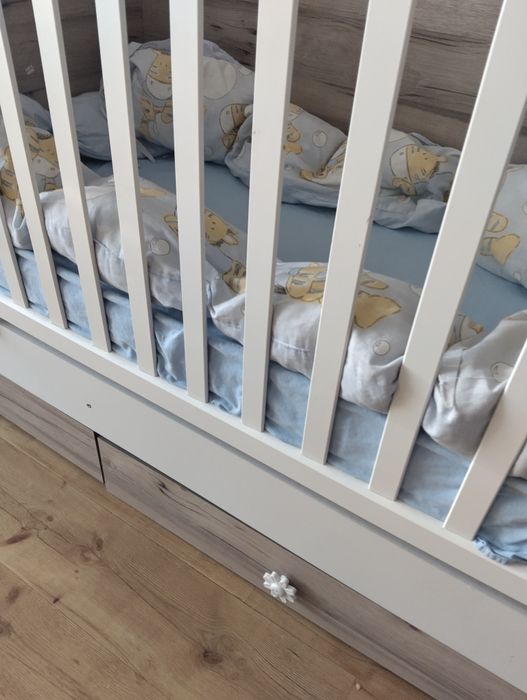 Бебешко легло от Айко