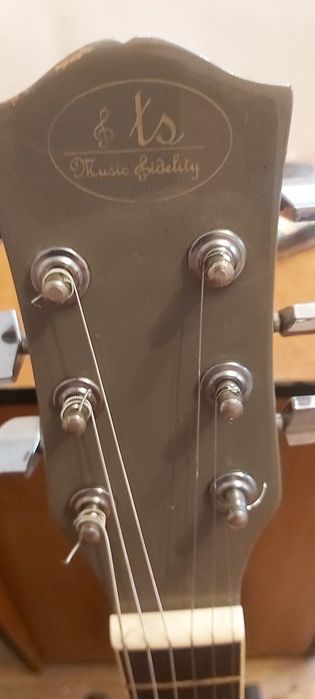 Vând pachet chitara electroacustica  Music Fidelity