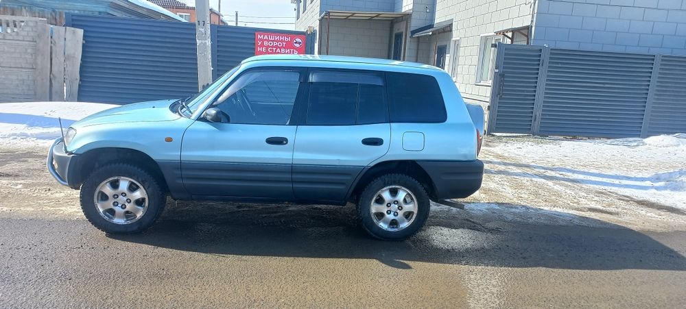 Продам тойота раф4
