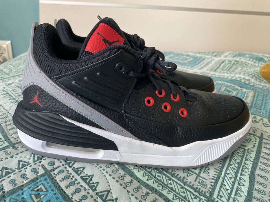 Nike Jordan Max Aura 5