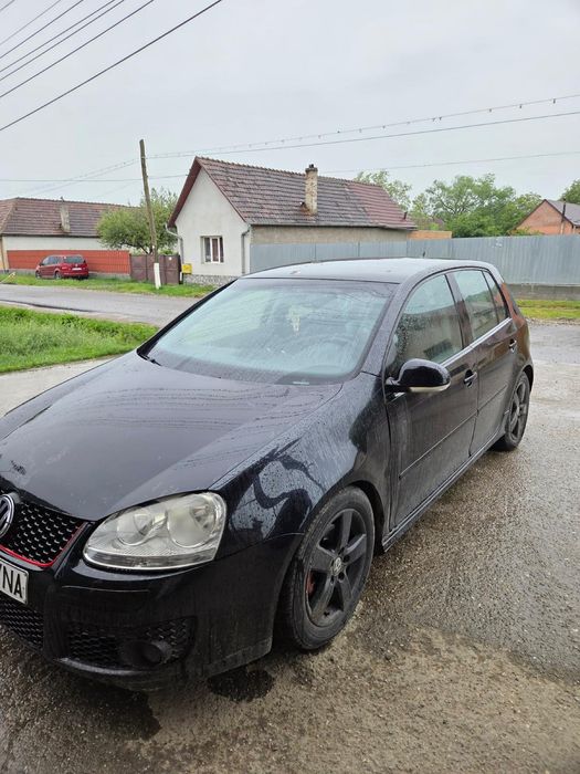 De vanzare golf 5