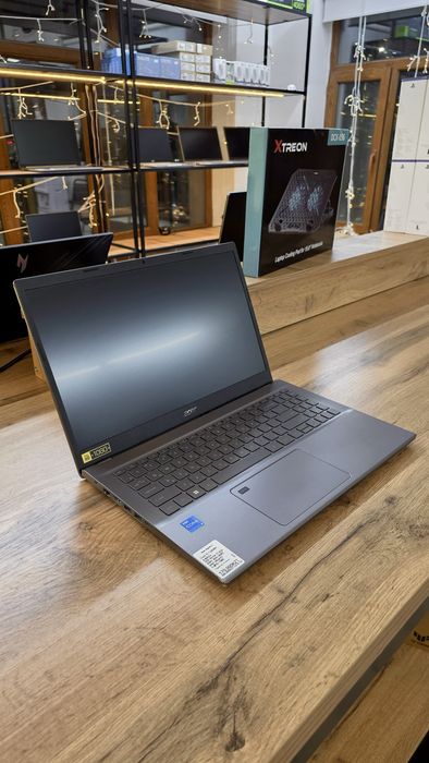 Офисный ноутбук Acer Aspire 5
