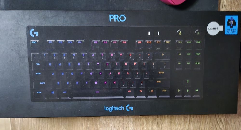Logitech G Pro TKL геймърска клавиатура