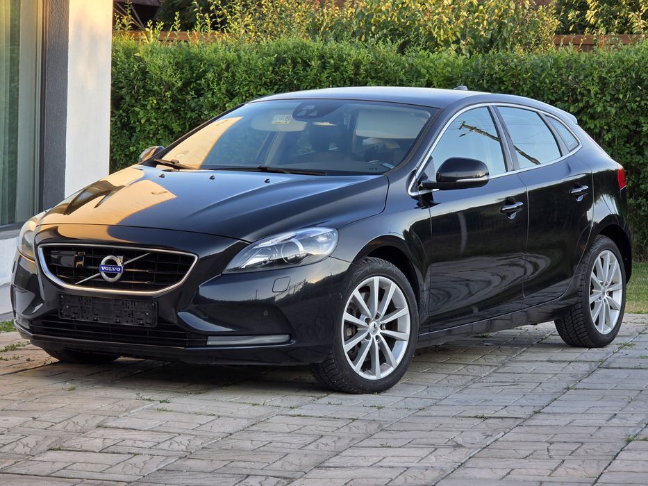 VOLVO V40 2015 — imagine 2