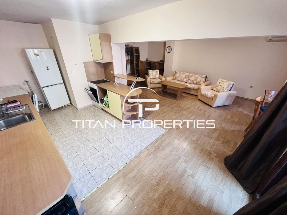 Дава се под наем Тристаен апартамент в Бургас, Възраждане - 112 кв.м за 510 € - Снимка #1