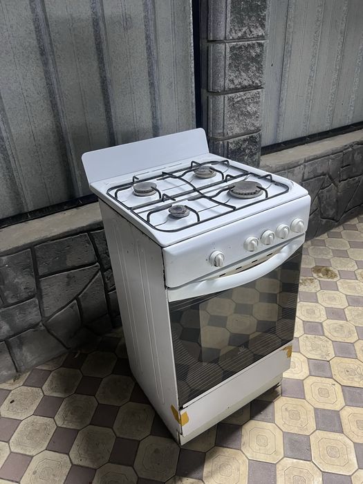 Газовая плита , 4 конфорки