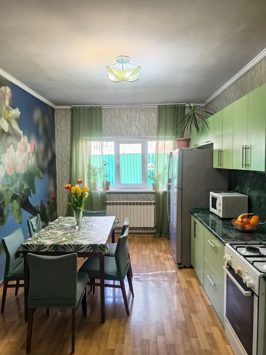 Дом продаю, 5-комнат, 7 соток