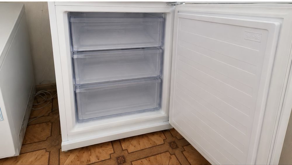 Продам холодильник beko