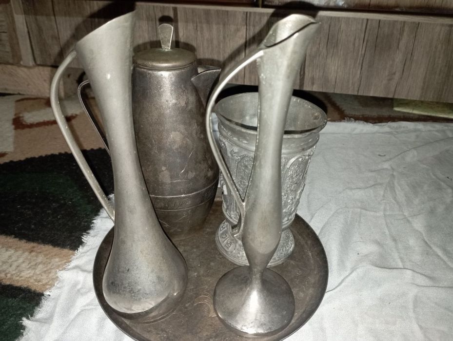 Antikvar buyumlar hammasi optim sotiladi