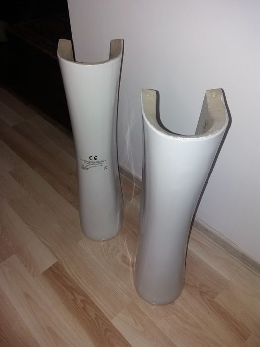 Picior ceramic pentru chiuveta baie