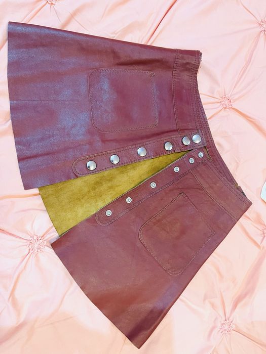 Set fusta piele si bluza