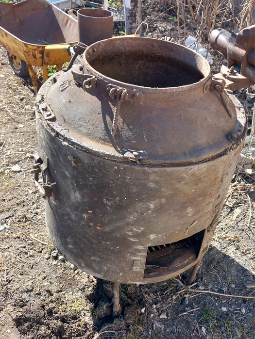 Продам походу полевую кухню казан