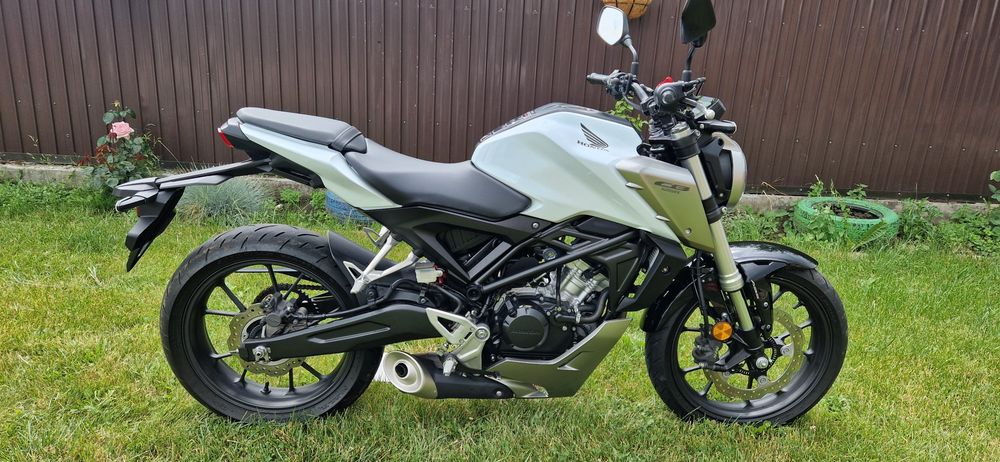 Honda CBF 125 R  NAA1 Km 24307  Fab 2020