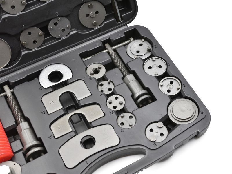 Комплект за прибиране на спирачни цилиндри - 35 части