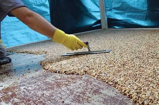 Клей для камня, каменного ковра и минеральных наполнителей.