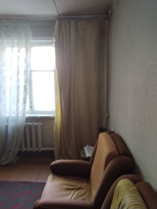 Продам 2/1/2 36000у е. Янгихает 8-48-8