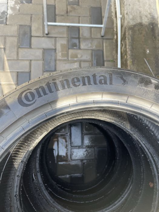 Продам компелкт летних шин 245/40/R18