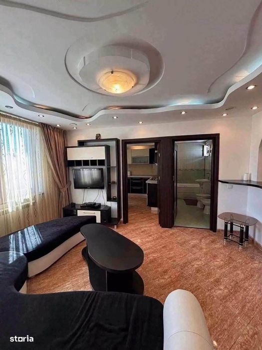 De vanzare apartament cu 2 camere, renovat complet, izolat, mobilat