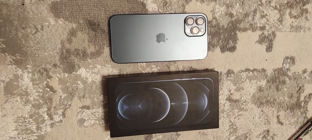 IPHONE 12 PRO MAX продается
