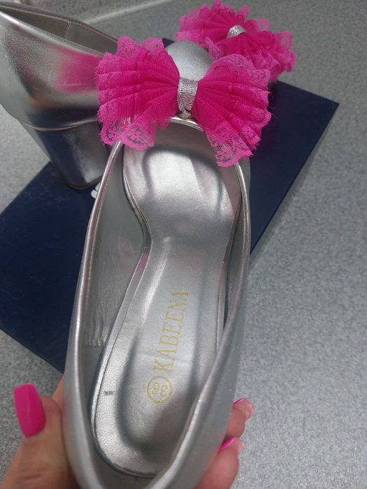 Туфли серебро на удобном каблуке