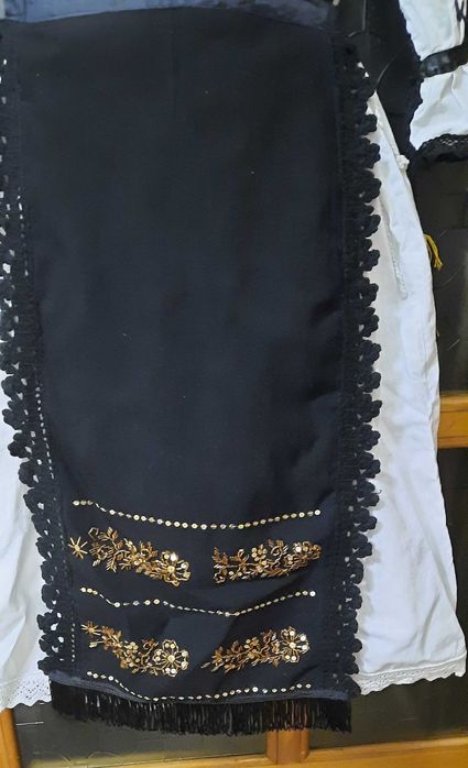 Costum popular, 3 piese, Ardeal, mărimea 38-40, lungime totala 102 cm