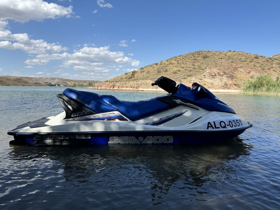 Продам гидроцикл Sea Doo