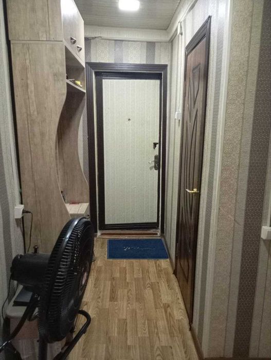 Продается квартира в деревяшках(Спутник-9)  31000$. Своя