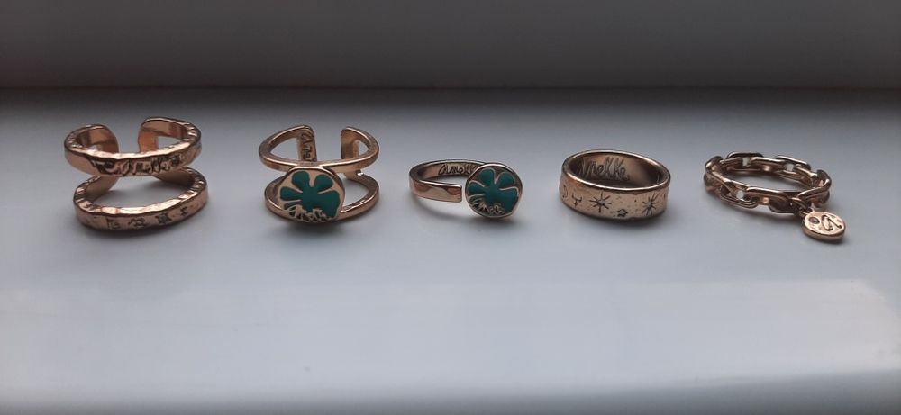 Anekke нови пръстени