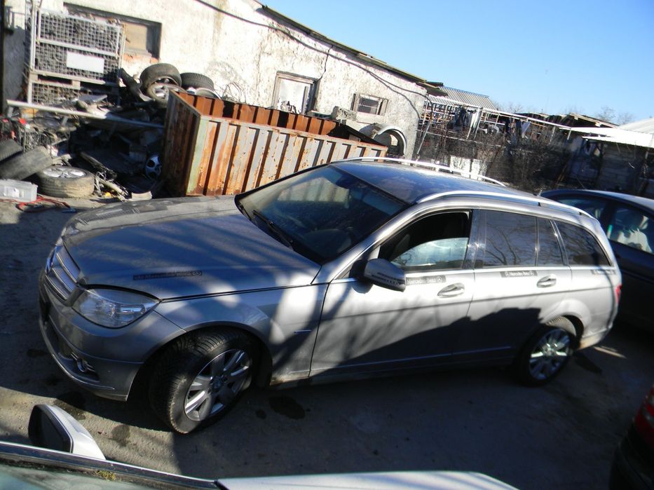 Dezmembrari Mercedes-Benz C-CLASS (W204) (2007-2014) C 180 CDI (204.2
