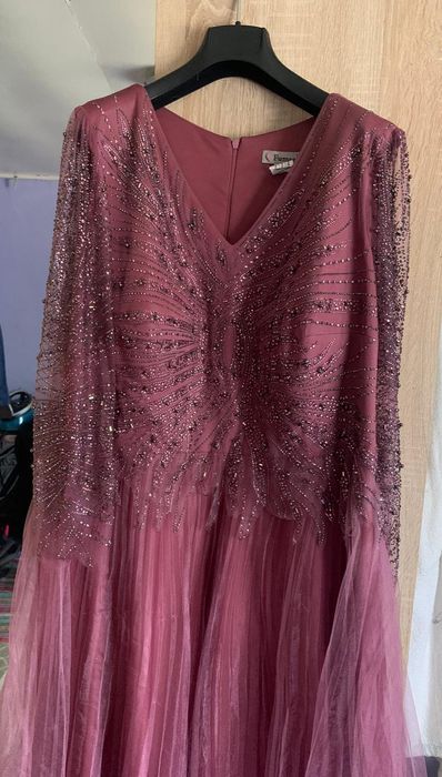 Vând rochie de seară