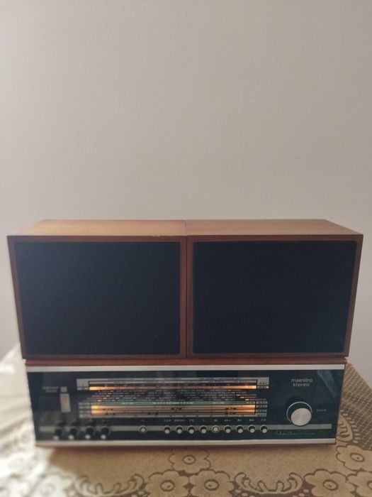 Vând Maestro stereo.