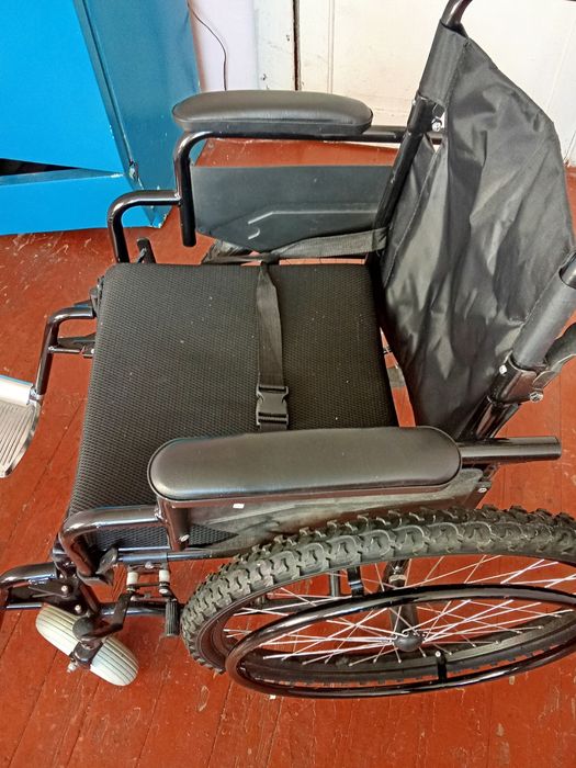 Инвалидная коляска