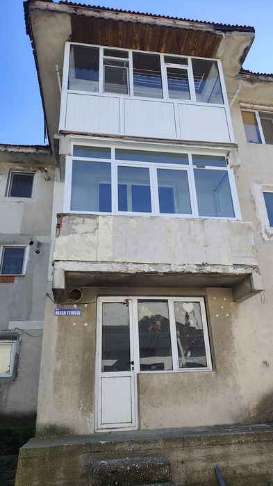 Vând apartament  cu 2 camere