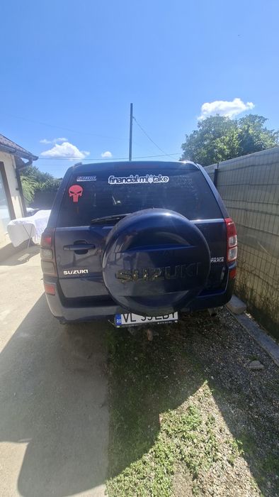 Se vinde Grand Vitara.
