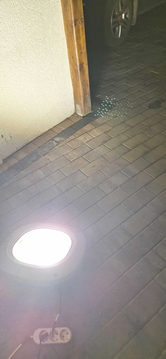 Lampă LED puternica pentru iluminat intreaga curte, gradini depozite, carcasa aluminiu izolata complet 7000lm IP67 Nouă