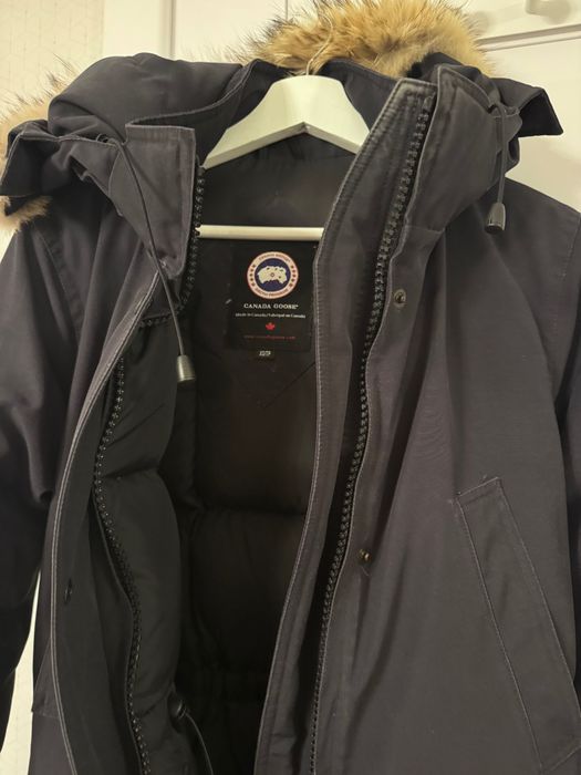 Женская парка Canada Goose