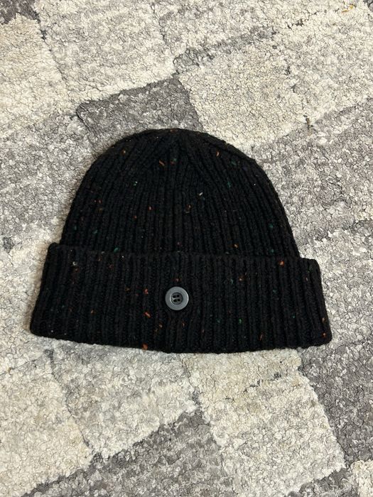 carhartt beanie with button for spring and winter