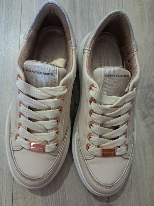 Оригинални сникърси Аlexander smith