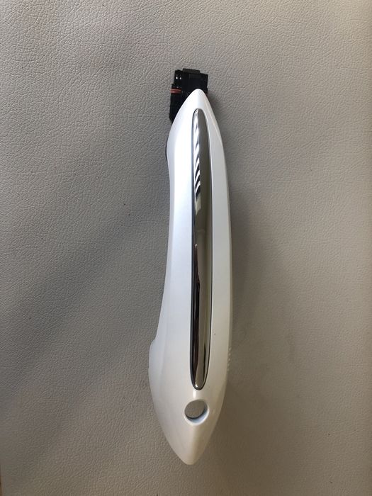 Maner keyless CA BMW F01 F06 F07 F10 F12 F13 alb/negru