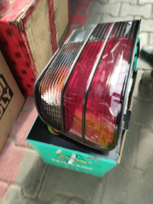 Задний фонарь БМВ 36 Кузов