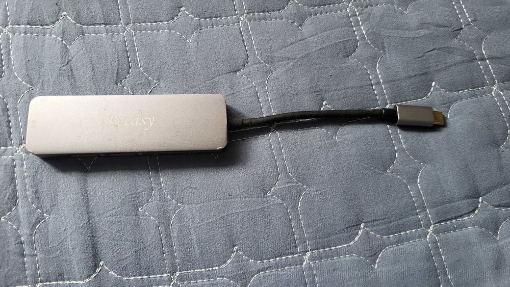 Hub Adapter pe usb C fuctional  50 lei