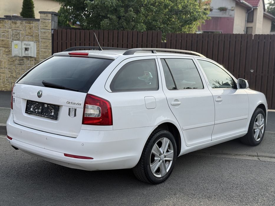 Skoda Octavia 1.6 TDI fab.2013 *** EURO 5  *** ADUS AZI *** IMPECABIL