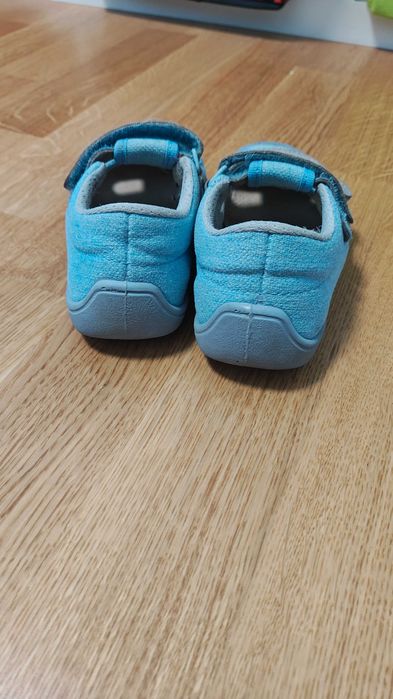 Подарявам barefoot детски сандали
