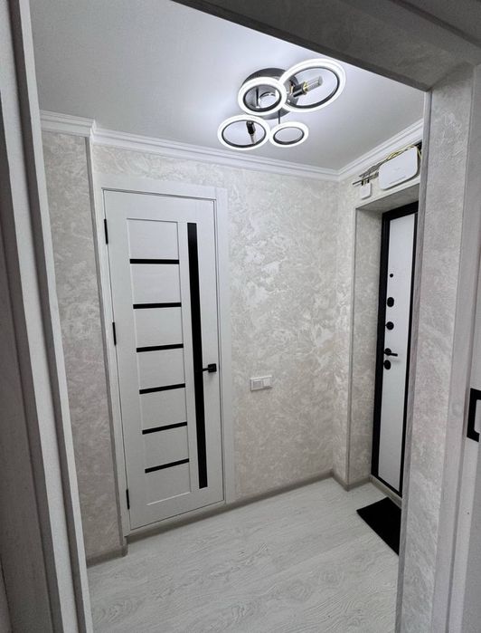 Квартира на Новомосковская 1/2/5 с обстановкой