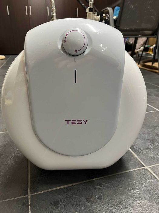 Бойлер TESY -15л под мивка