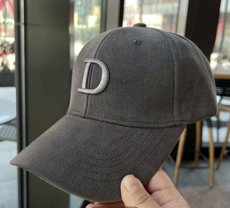 Кепка бейсболка по 1500