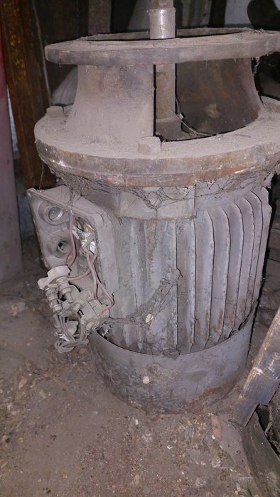 Электродвигатель
