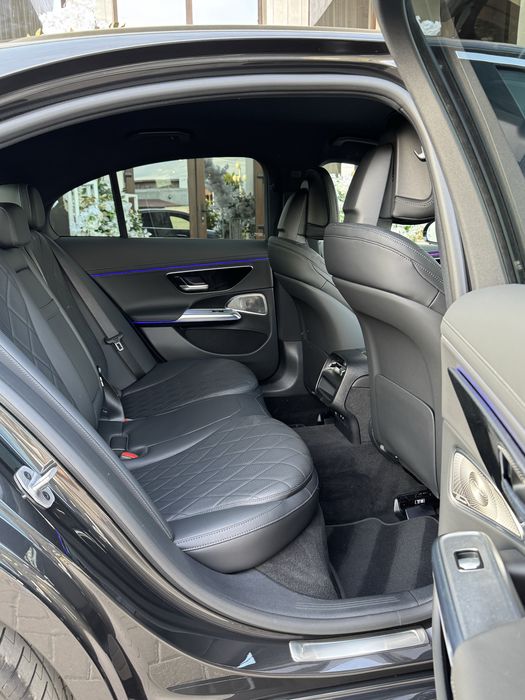 Mercedes-Benz E220 d 4MATIC 9G-TRONIC 197CP -2024 Echipare Elegance l Digital Light l SuperScreen
