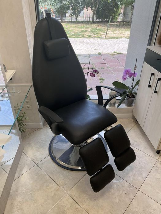 Педекюрен стол