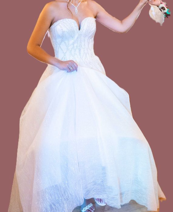 Булчинска рокля.